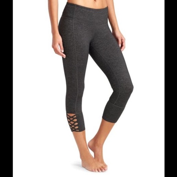 Athleta Mind Over Mat Criss Cross Capri Leggings - Picture 3 of 5